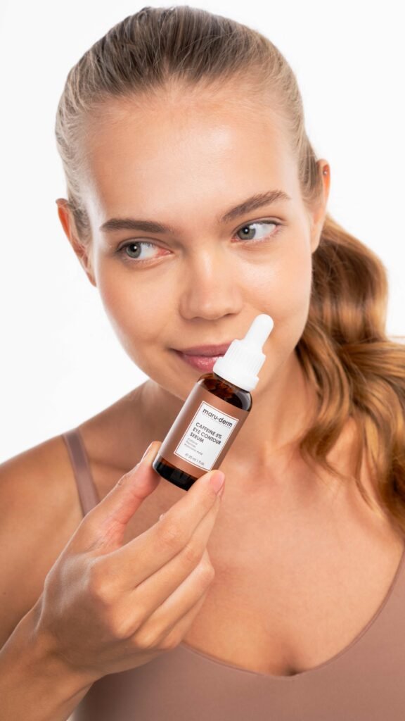 Caffeine %5 Eye Contour Serum