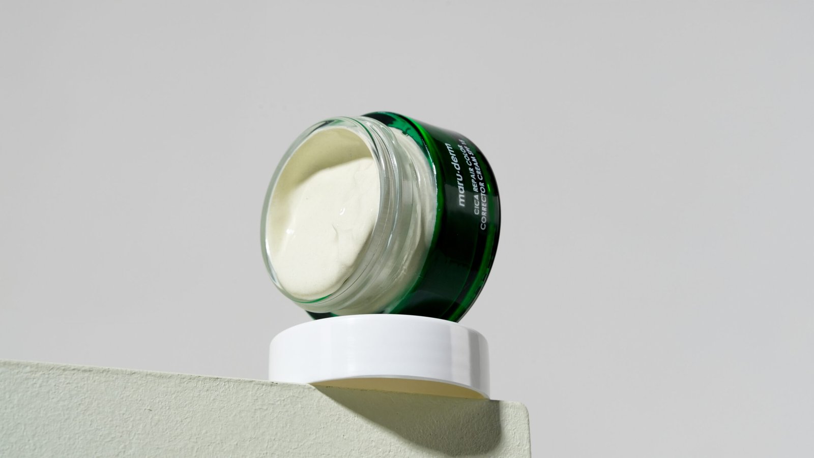 Cica Repair color corrector cream SPF15 - Image 4