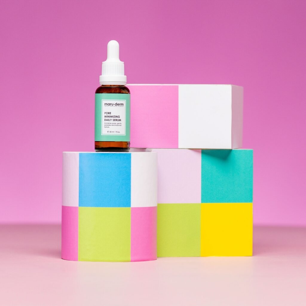 Pore Minimizing Daily Serum