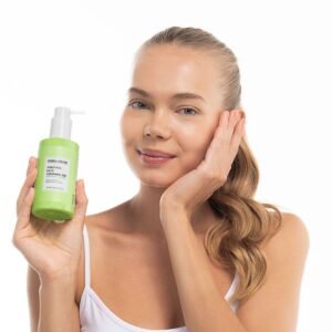 Purifying Face Cleansing Gel For Normal to Oily Skin - Image 4