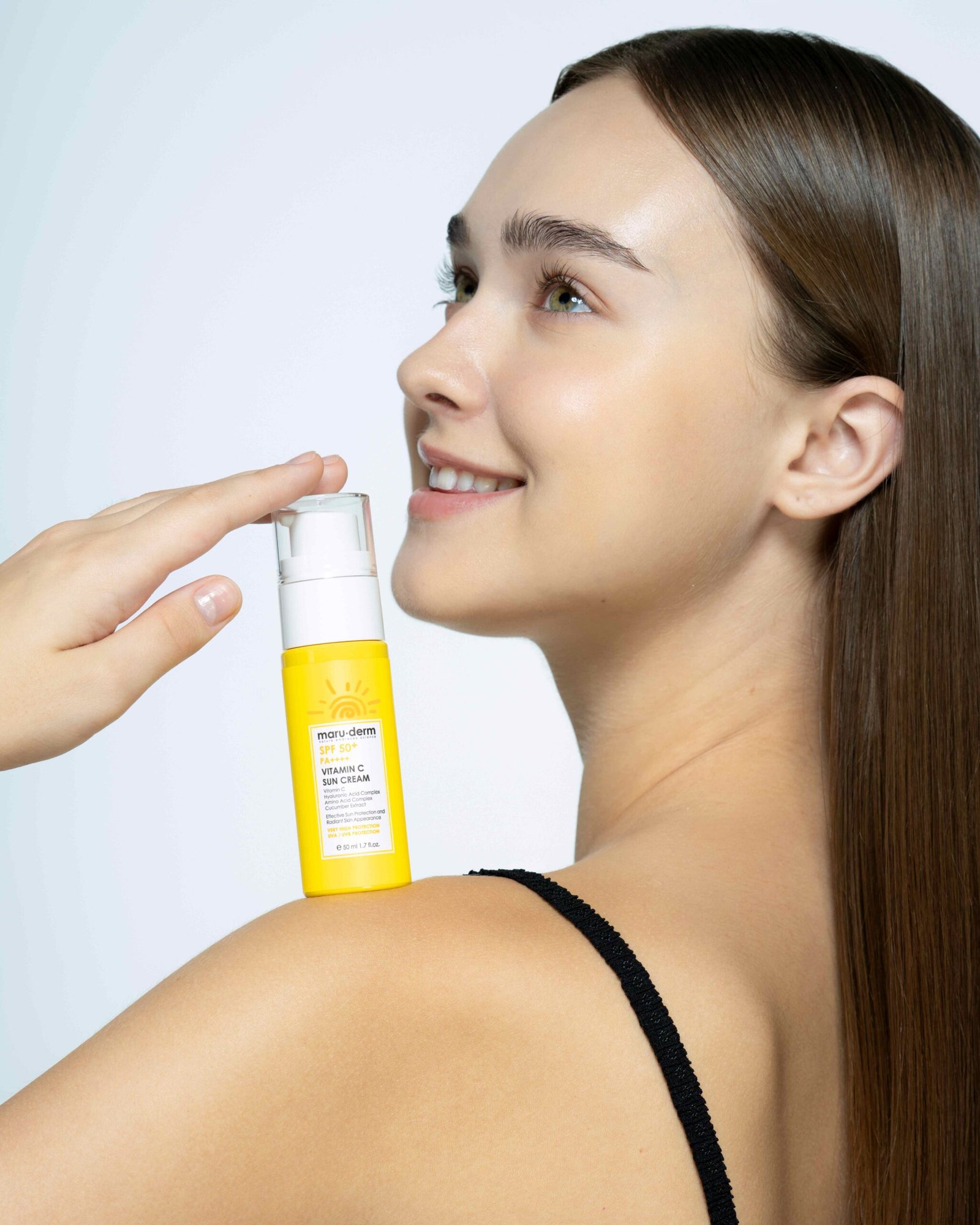 SPF 50+ vitamin c sun cream - Image 4