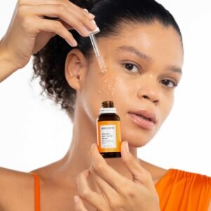 Vitamin C Daily Glow Serum - Image 4